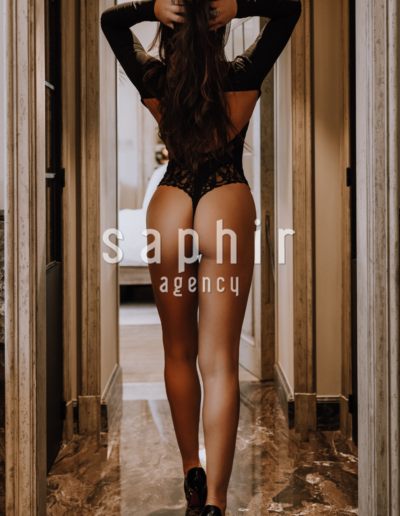 Ella, West-Vlaanderen, escort bij Saphir-Agency